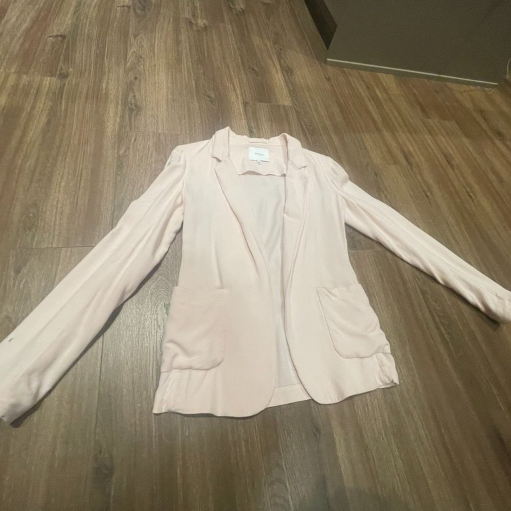 Aritzia Talula, woman's blazer, light pink, size s